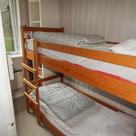 بيت للعطل Three-bedroom Holiday In *